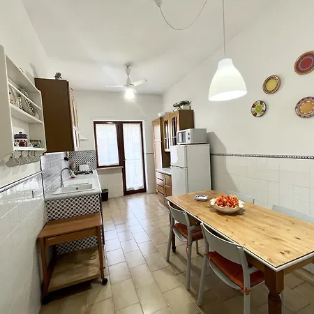Apartamento Bright 3 Bedrooms With Seaview Balcony Sorrento