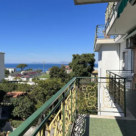 Bright 3 Bedrooms With Seaview Balcony * Península Sorrentina