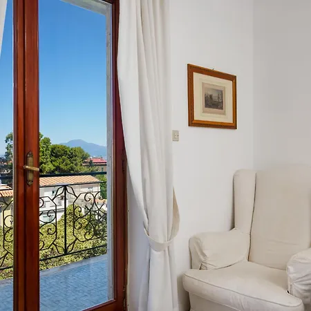 Casa Sofia - 3 Bedrooms Apartment With Seaview Balcony Appartamento