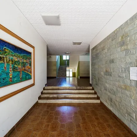 Bright 3 Bedrooms With Seaview Balcony Appartamento *