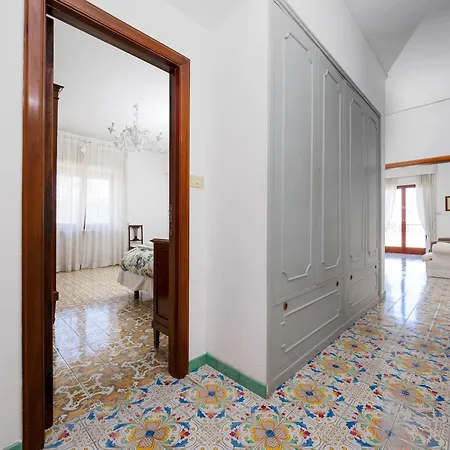 Casa Sofia - 3 Bedrooms With Seaview Balcony Sorrente