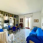 Apartmán Bright 3 Bedrooms With Seaview Balcony *